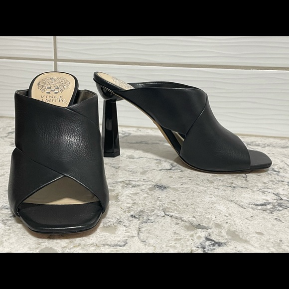 Vince Camuto mules - Picture 1 of 1